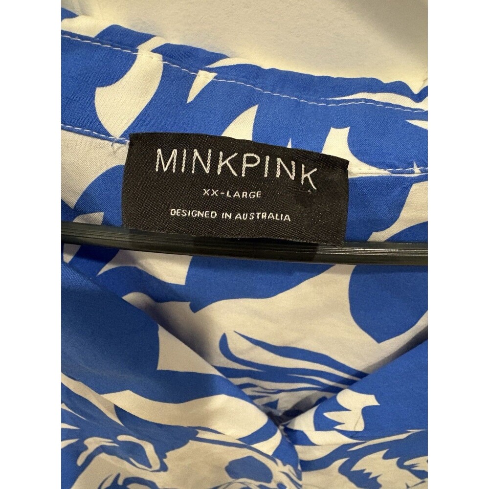 MinkPink Blue And White Floral Women’s Top Size XXL Button Up Beachwear Summer - Picture 6 of 6
